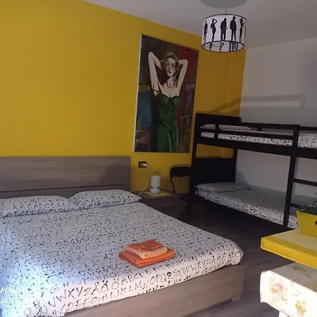 Valle Orco 住宿加早餐酒店 Sparone